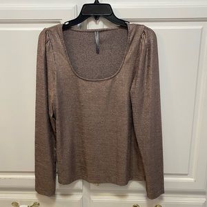Anthropologie Metallic Ribbed Long Sleeve Rose Gold Top Women’s Size Medium
